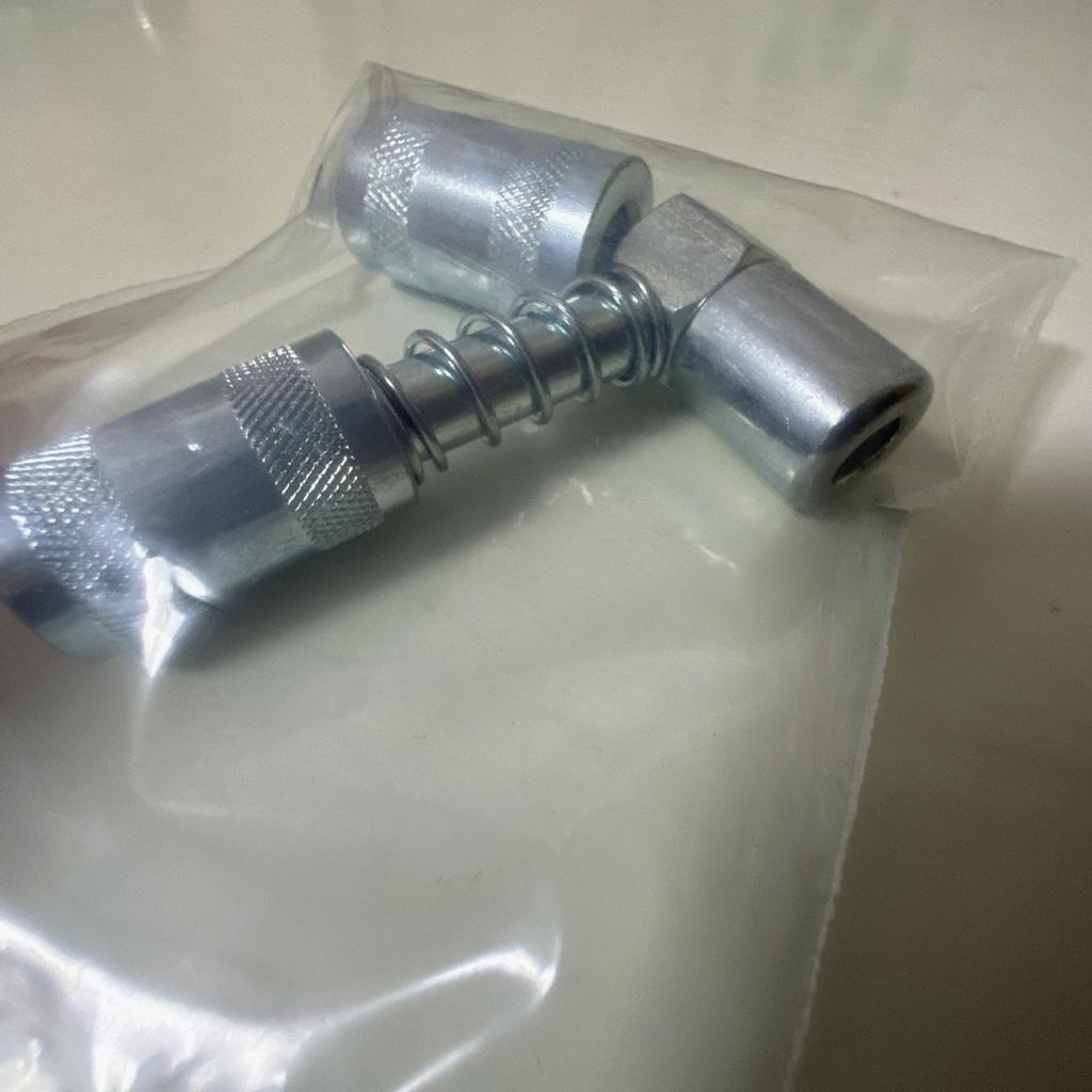 Accoppiatore a Grasso ad Angolo di 90° - Confezione da 2 con Manicotto Grande per Pistole a Grasso