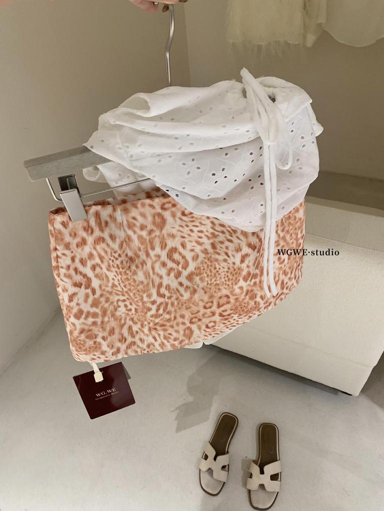 Women's Spring/Summer Printed Leopard Low-Rise Ultra-Short Skirt with Built-in Underwear