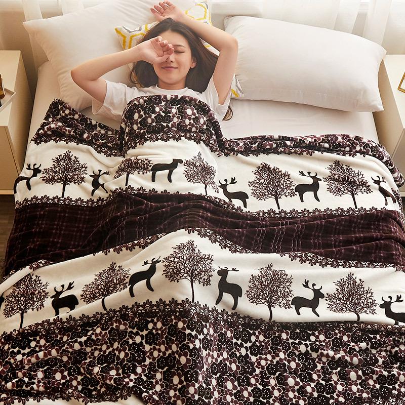 Flannel Coral Fleece Blanket for All Seasons - Air Conditioning & Winter Use