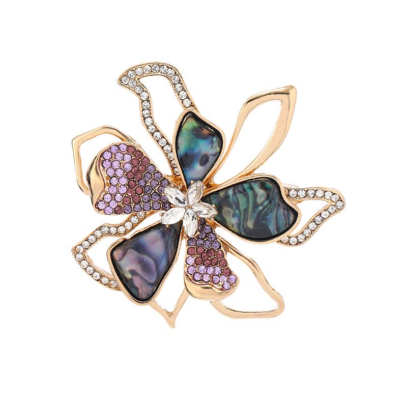 Elegant Rhinestone Bow Brooch with Imitation Abalone Shell for Coats and Sweaters - European and American Fashion Style.