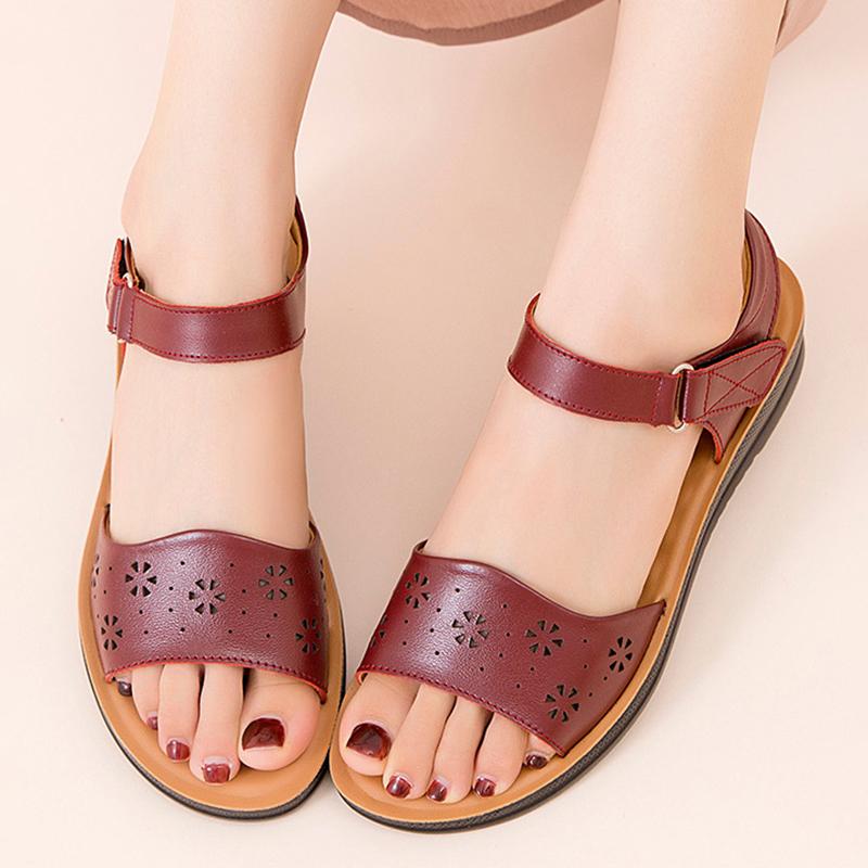 best sandals for elderly woman