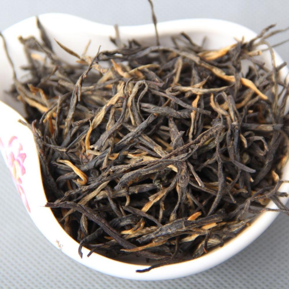 Wholesale Fengqing Dianhong Black Tea, Pine Needle 1 Bud 2 Leaves, Straight Strips