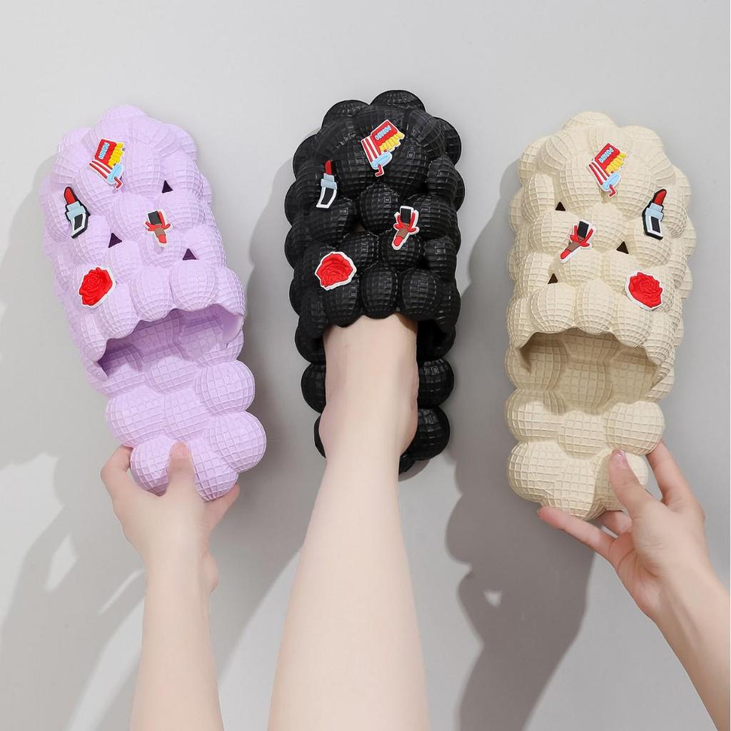 New Stylish Women's Cartoon Flat Sandals: Comfortable Slippers for Home, Outdoor, Daily, Beach, or Casual Party Wear.
