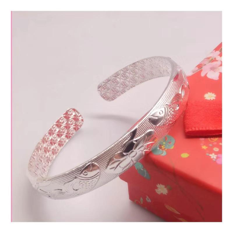 Brățară Stea Placată cu Argint de Ziua Îndrăgostiților pentru Femei - Cadou Trendy în Stil Douyin pentru Cea Mai Bună Prietenă