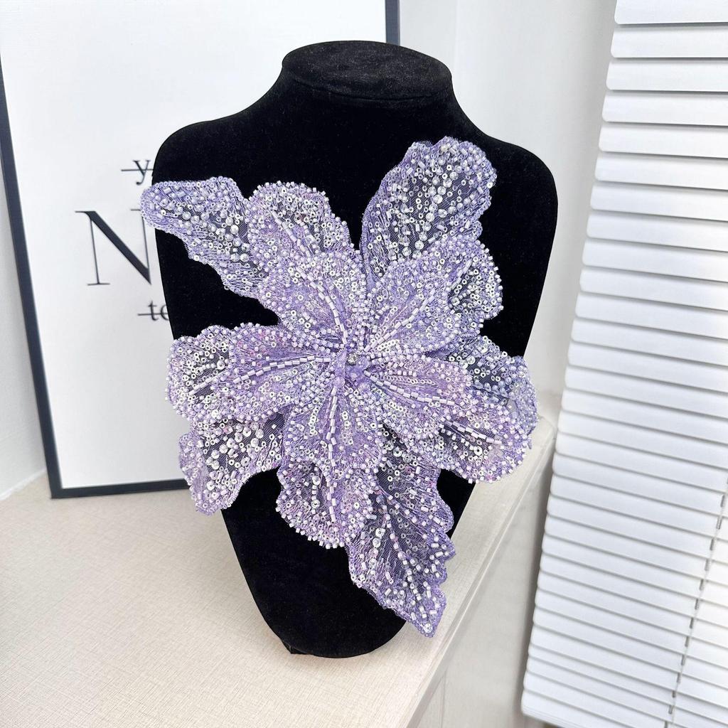 "White Multi-Layer Sequin Bow Tie with Skirt Accessories & Decorative Beaded Corsage"