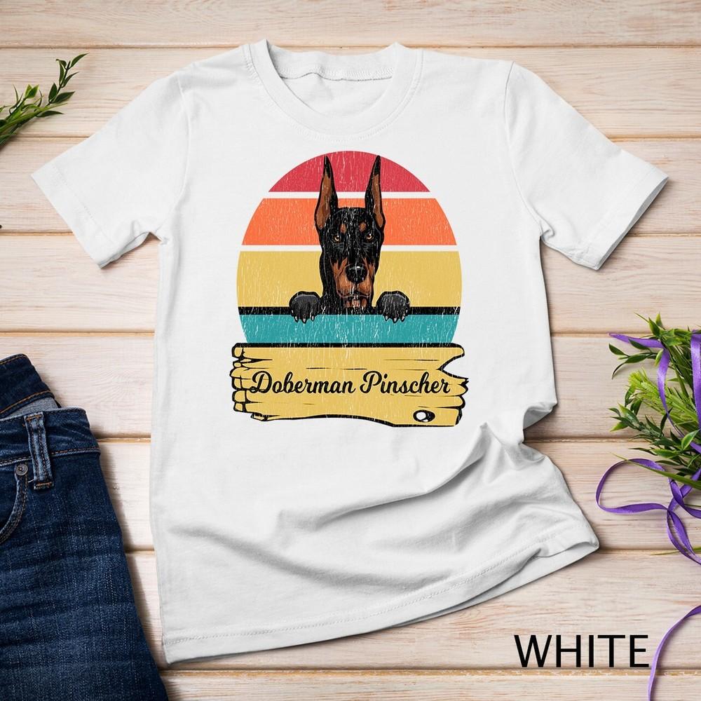 

Dog Shirt. Retro Style Doberman Pinscher Unisex T-shirt S