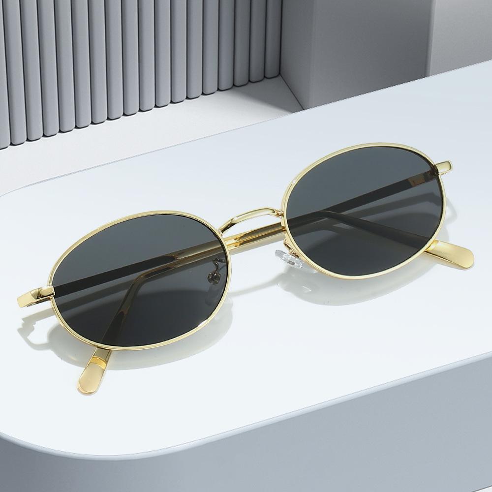 2025 Unisex Japanese-Style Metal Round Sunglasses: Retro Trendy Small Frame for Women