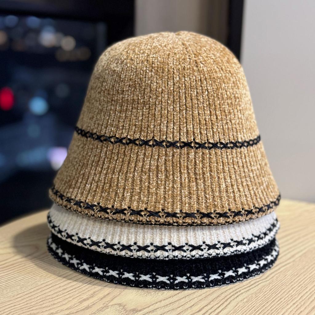 New Autumn and Winter All Match Knitted Bucket Hat for Women Outdoor Warm Plain Face Covering Fisherman Hat Showing Face Small Basin Hat
