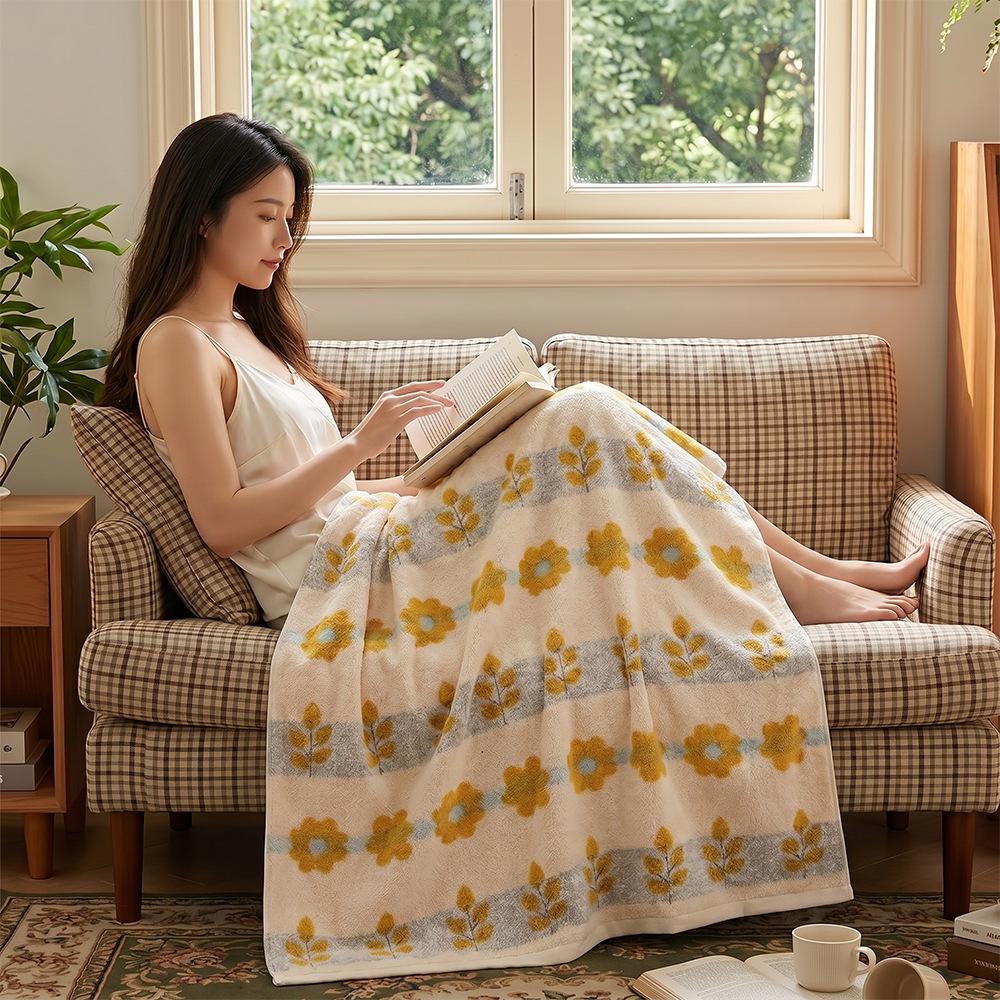 Large Grade A Yarn-Dyed Jacquard Cotton Bath Towel - Thick, Absorbent, Adult Style