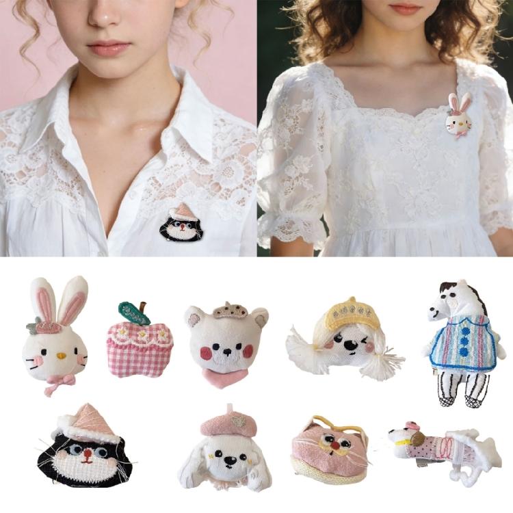 Fun Cartoon Fabric Pin Playful Design Lightweight And Sturdy Soft Fabric Badge Ideal For Gifts And Personal Use