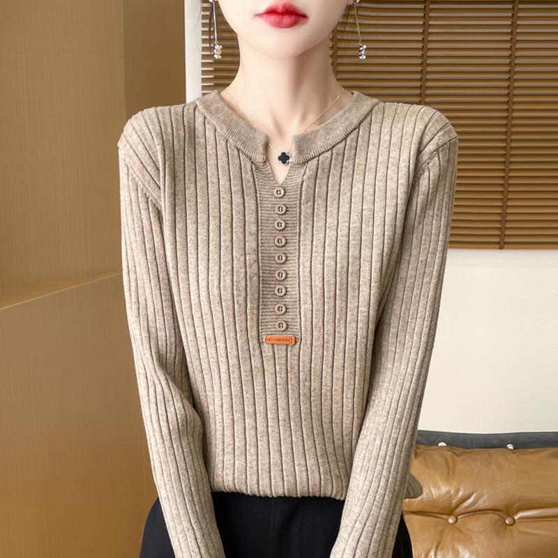 Autumn and Winter New Knitted Pullover with Buckle Draw Inside with Regular Round Neck Long-sleeved Bottomed Velvet Shirt