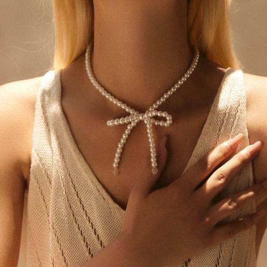 Fashion Handmade White Pearl Bowknot Pendant Necklace for Women Elegant Bow Beads Chain Choker Aesthetic Jewelry Gift