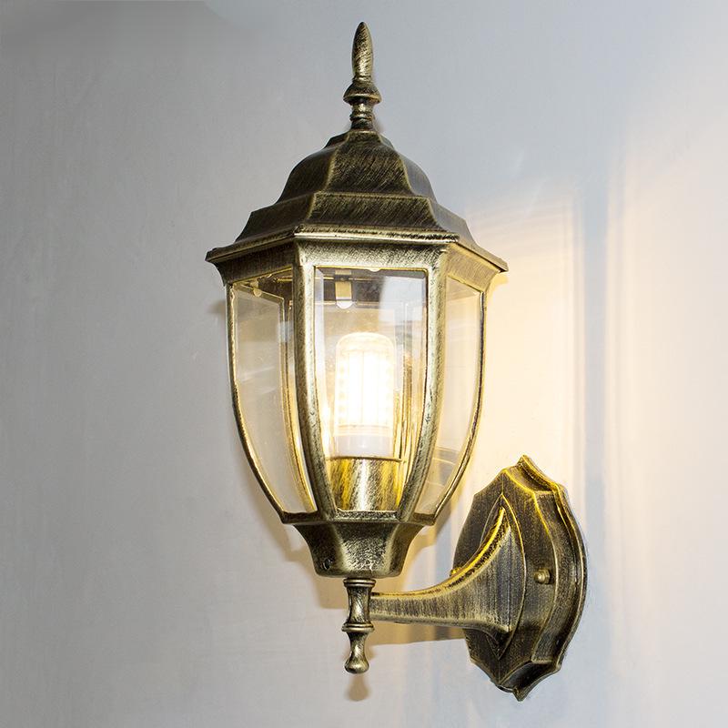 Retro Waterproof Outdoor Wall Light for Balconies, Courtyards, and Staircases - American/European Style