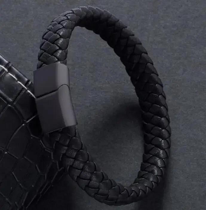 Vintage Handwoven Black Leather Bracelet with High Quality Metal Buckle Suitable for Men\'s Personalized Charm Wristband Jewelry
