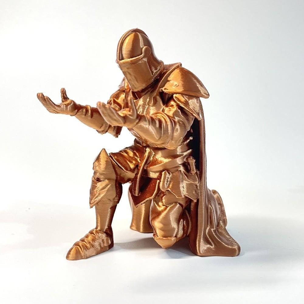 Creative Knight Decoration Funny Desktop Accessory Fashion Pen Holder  Office