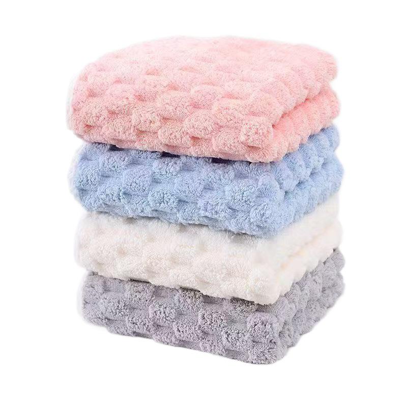 Weiches und saugfähiges Korallenfleece-Frottee-Badetuch für Zuhause - Ideal für Erwachsene und Kinder