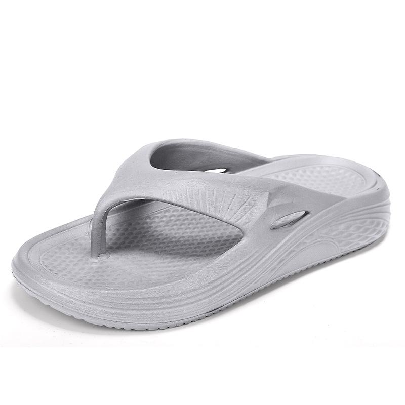 Fashion 2025 Men's Clip On Beach Shoes Summer Fashion Flip Flops Home Casual Slippers Outdoor Lightweight Male Slipper Zapatos Homme