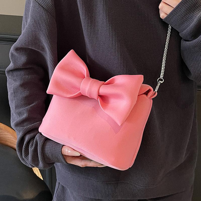 South Korea's New Niche Fashionable Bow Portable Small Bag Casual Versatile High-end Solid Color Chain Messenger Bag