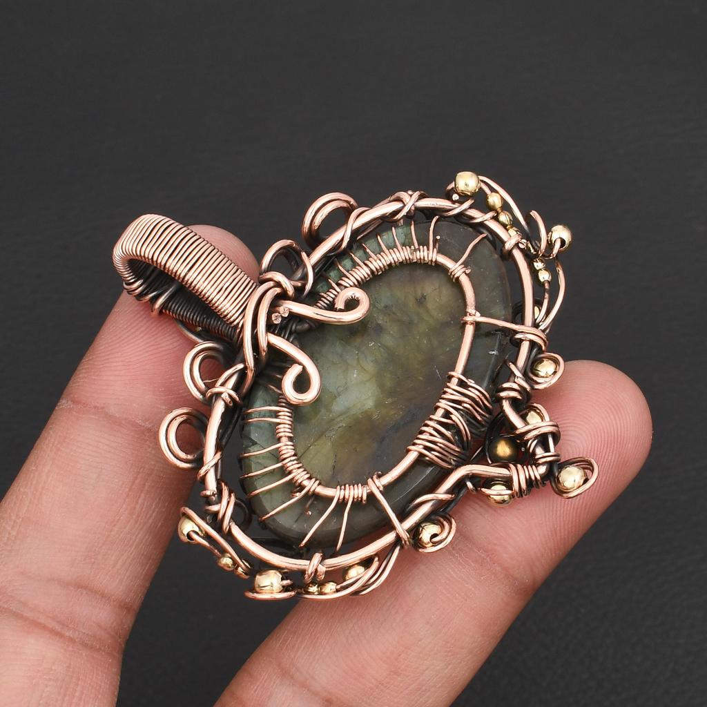 Handmade Tree of Life Pendant Labradorite Gemstone Necklace Copper Wire Wrapped Jewelry Unique Spiritual Gift for Women
