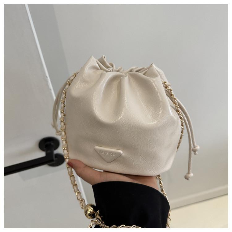 Шикарная городская сумка-ведро для женщин из мягкой искусственной кожи с кулиской белый