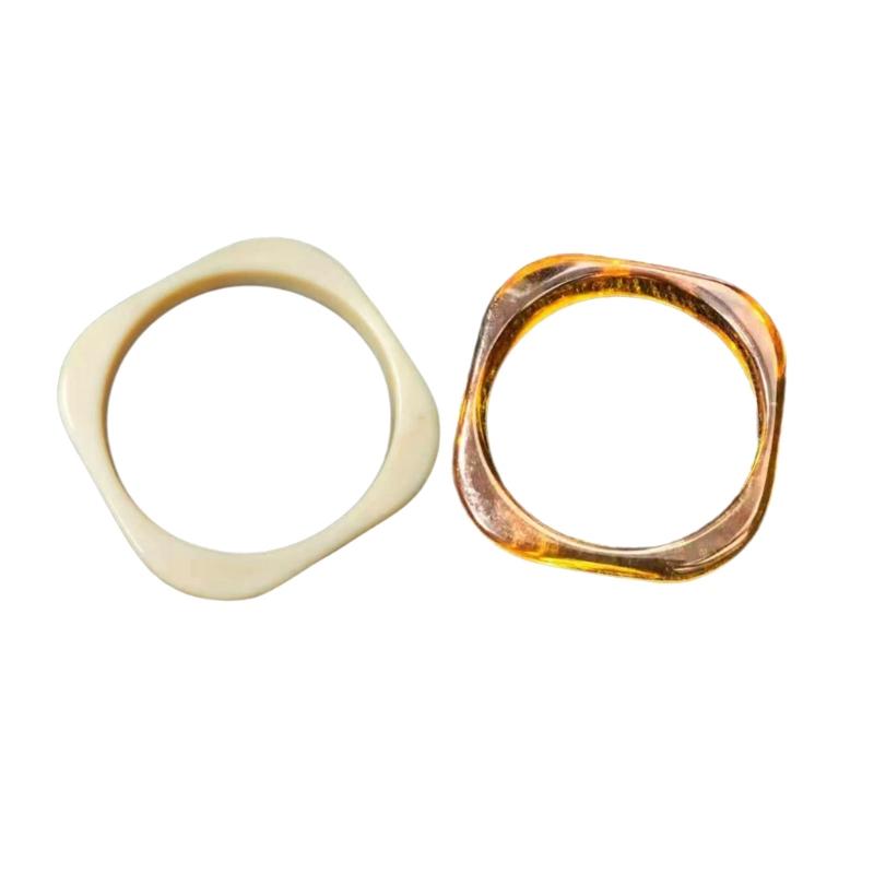 Trendy Adjustable Resin Bangle In Multiple Color Portable And Sturdy For Daily Wear