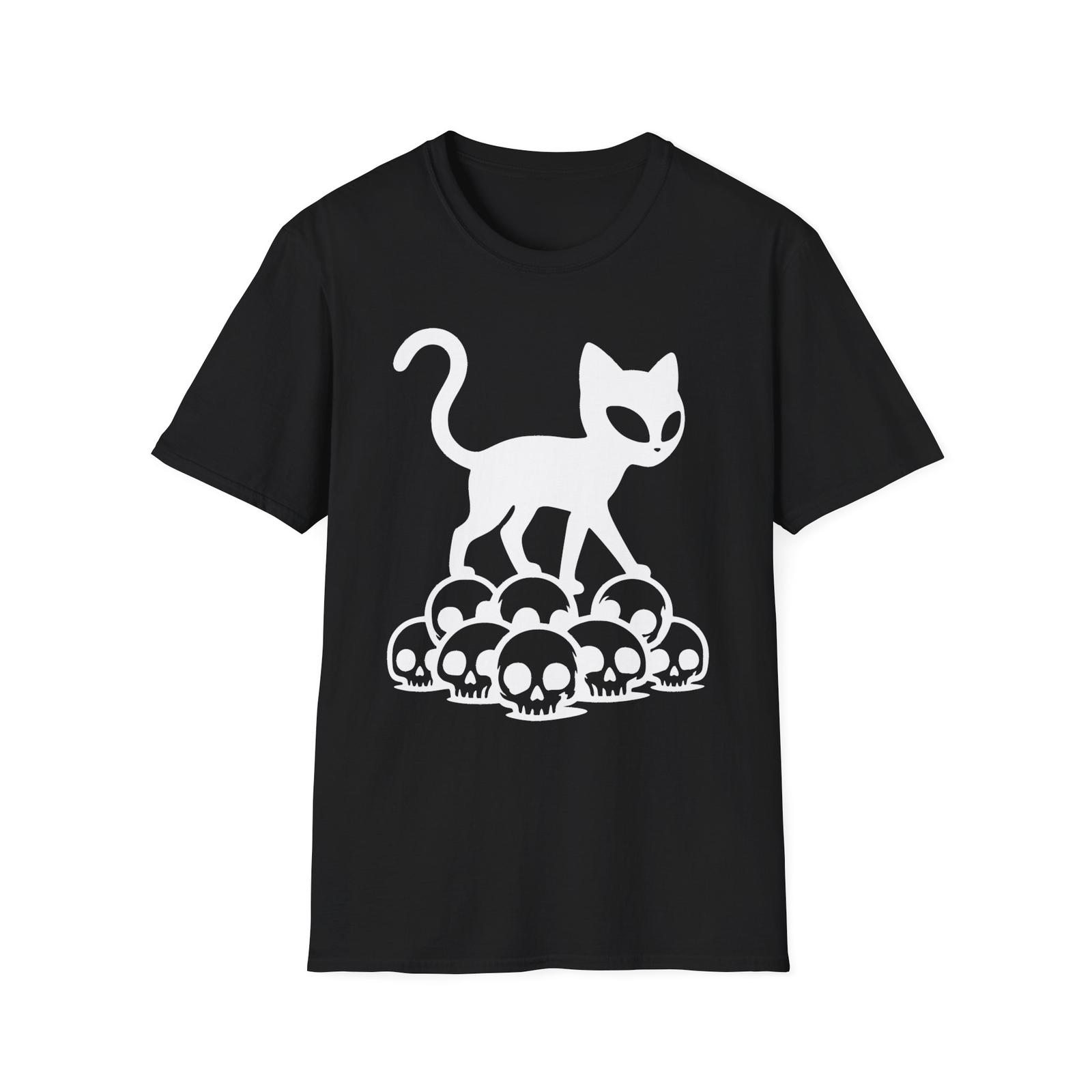 ALIEN CAT ON SKULLS | Unisex T-Shirt |Goth Apparel Punk/Alternative/Grunge Shirt S разноцветный