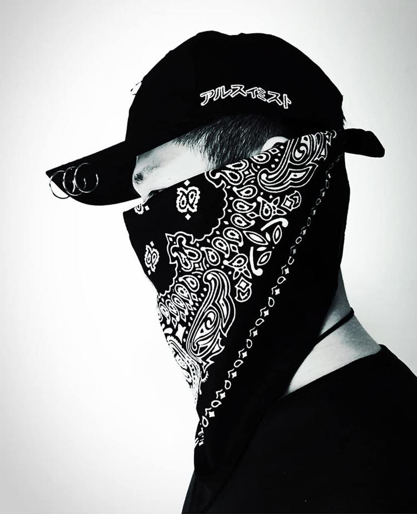 Trifong Bandana Black Paisley Unisex 100% Cotton 55cm X 55cm KC-E