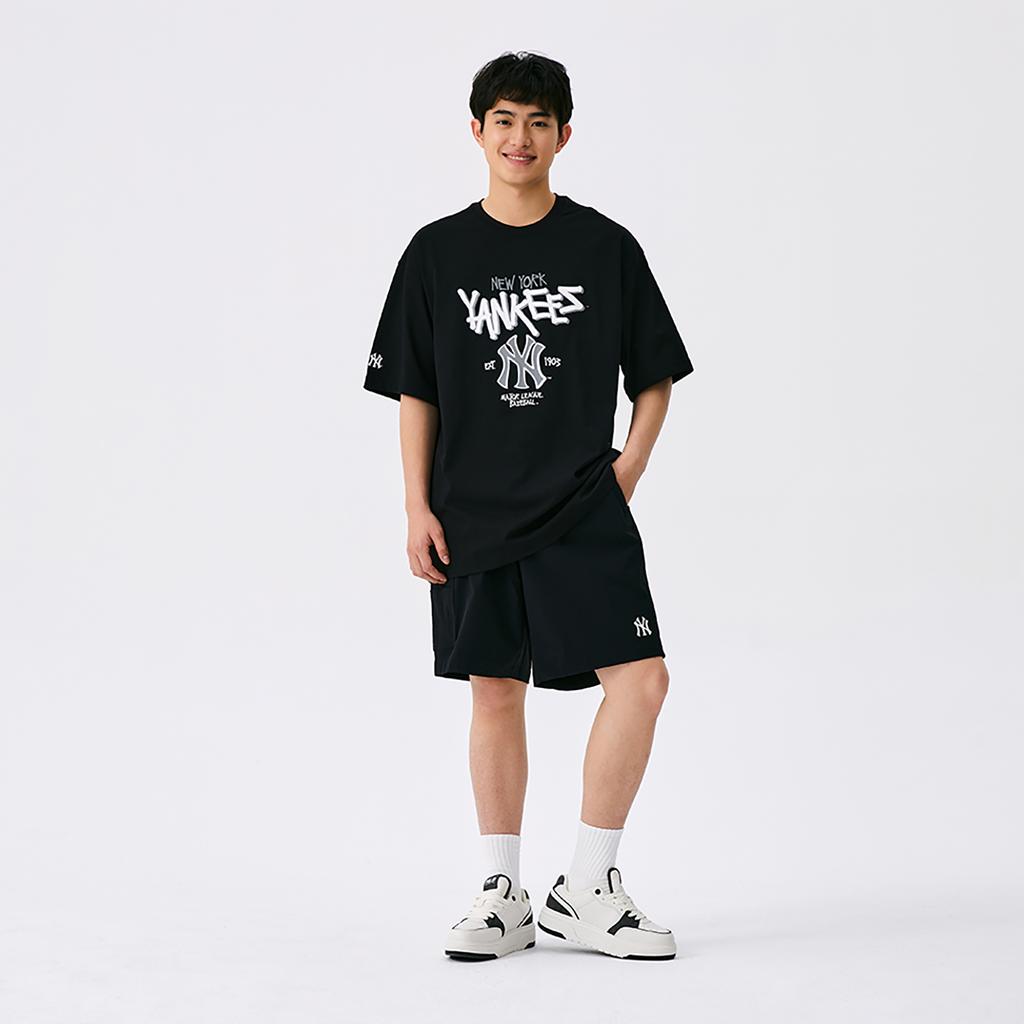 New MLB New York Yankees Basic Collection SS25 T Shirt Unisex Black 3ATSB0553-50BKS