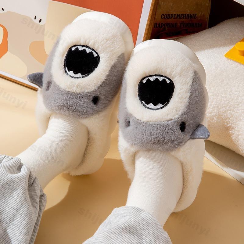 Fashion Winter Women's Cotton Slippers Cartoon Couple Non-Slip Warm Indoor Home Slippers Plush Fluffy 2025 Comfortable Floor Slippers