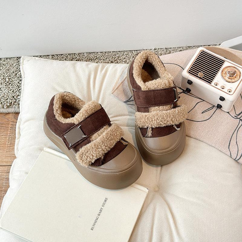 

Winter New Children s Shoes Girls Korean Style Lamb Wool Girl Cotton Shoes Thicken Velvet Warm Anti-kick Furry Shoes H10161 26 коричневый