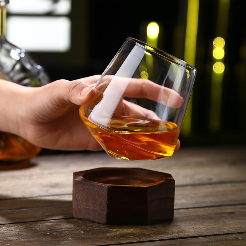 Creative Beer Glass Transparent Cocktail Glass Classic Wine Glass Drinkware Coffee Mug Drinking Glasses Suitable for Gift Giving