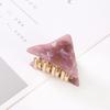 1 PC Koreanische Mode Kinder Acryl Dreieck Haar Zubehör Clips Schöne Mädchen Haar Klaue Nette Candy Farbe Haarnadeln Ornamente