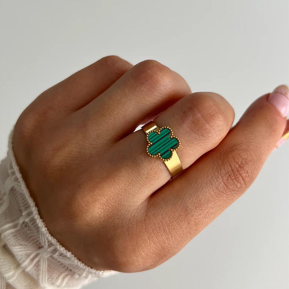 18K Gold-Plated Four-Leaf Clover Titanium Steel Ring for Women
