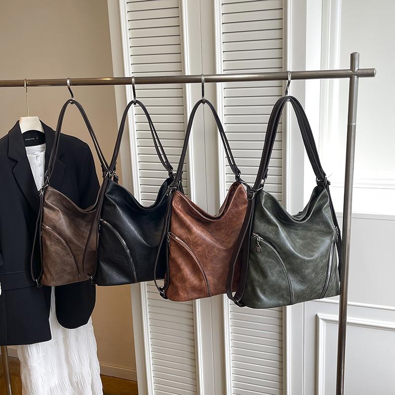 Large Capacity Anti-theft Backbag Women Europe and America Commute Shoulder Bag Designer Motorcycle Bag Pu Leather Bucket Totes