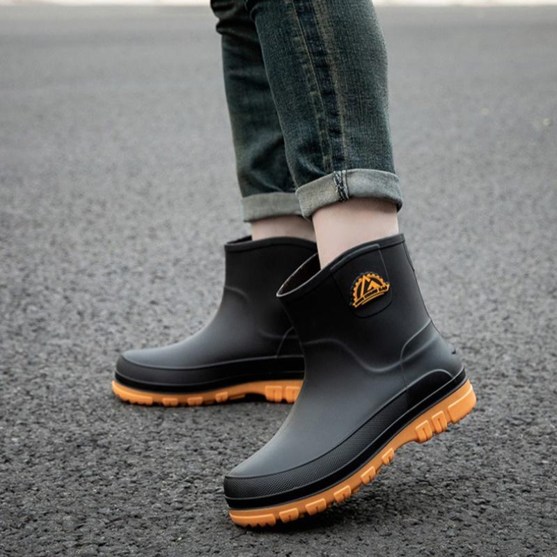 Hot Sales Men'S Rain Boots Designer Waterproof Mid Calf Boots Plush Non Slip Pvc Work Shoes Comfortable High Quality Men Shoes