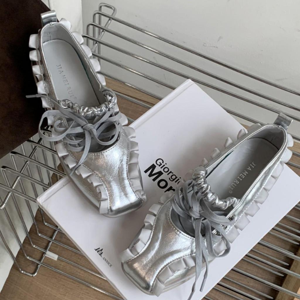 In-Stock 2025 Women's Korean Ballet Flats - Square Toe, Lace-Up, Low-Top Leather Sneakers