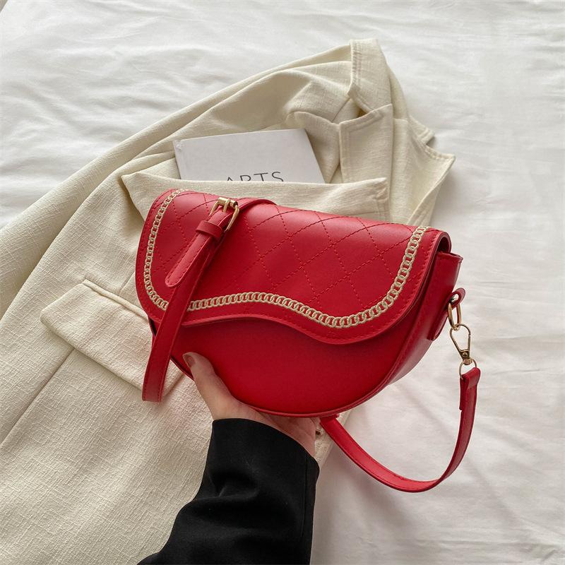 Solid Color Texture Simple and Fashionable Crossbody Bag In Spring New Style Small Fragrance Korean Style Fashionable Casual Saddle Bag
