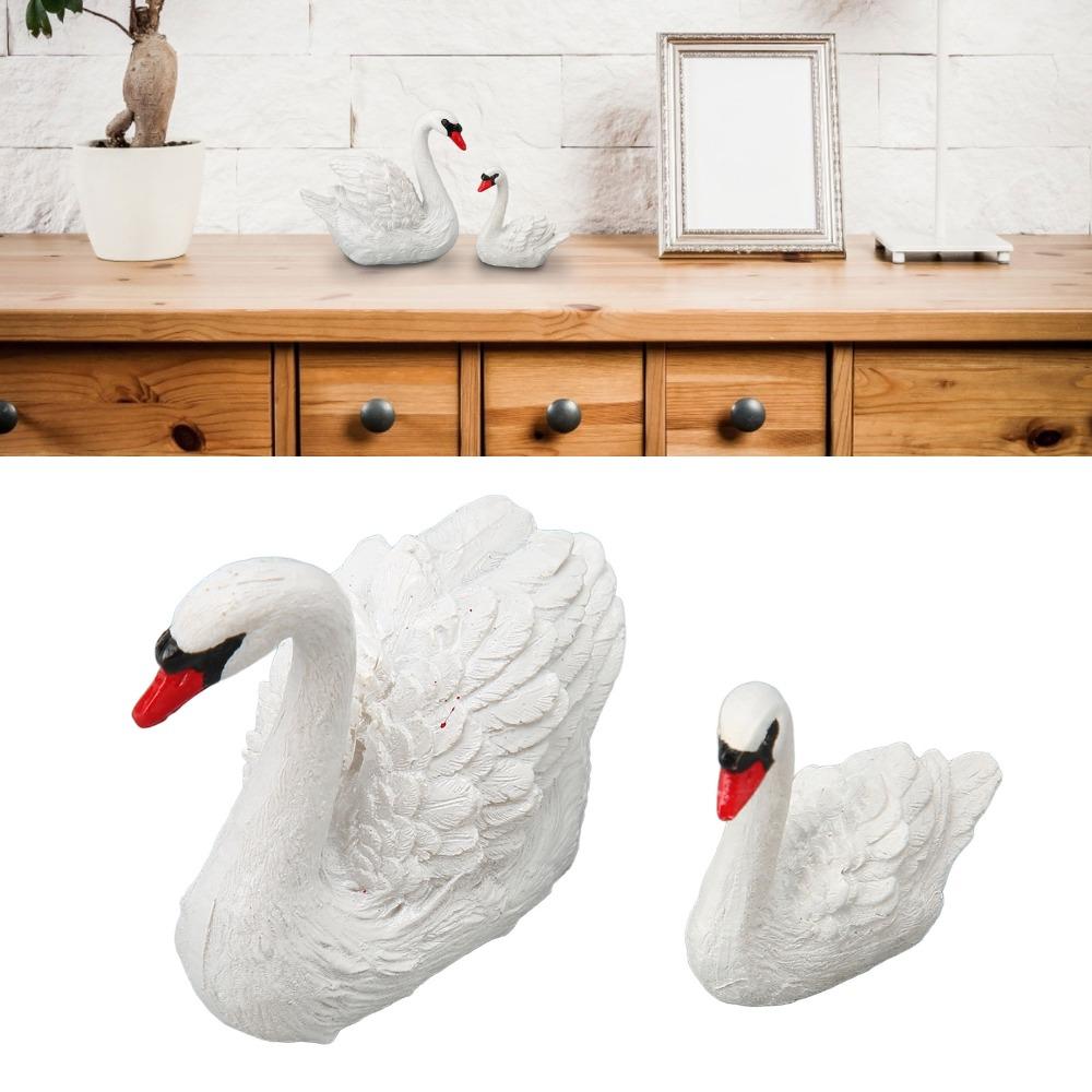 2pcs Small Resin Swan Ornaments Resin Cake Topper Set Swan Decorations Garden Pond Use