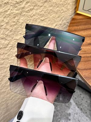 3Pcs Fashionable New Trendy Ultra-Light Sunshade Sunglasses with Large Frames and Uv Protection for Street Photography