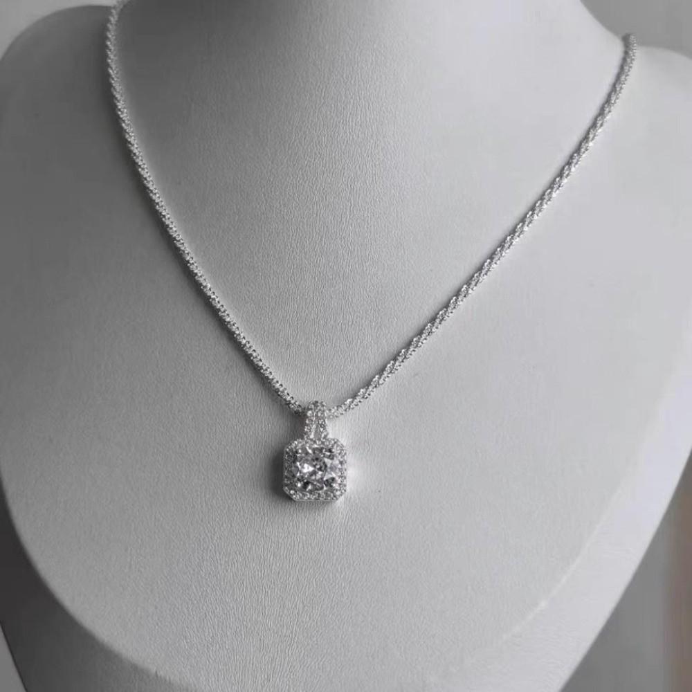 Gift Square Square Necklace Sparkling Elegant Jewelry Moissanite Necklace Women