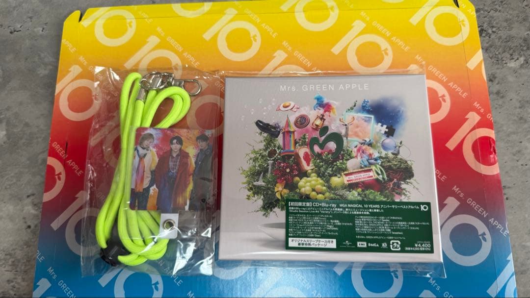 

[USED] Mr. GREEN APPLE 10 First Press Limited Edition CD + Blu-ray with Bonus Features