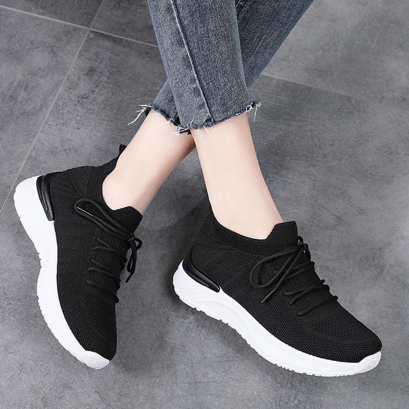 Breathable Mesh Women Running Shoes Lightweight Casual Sports Shoes Knitted Flats Walking Socks Shoes