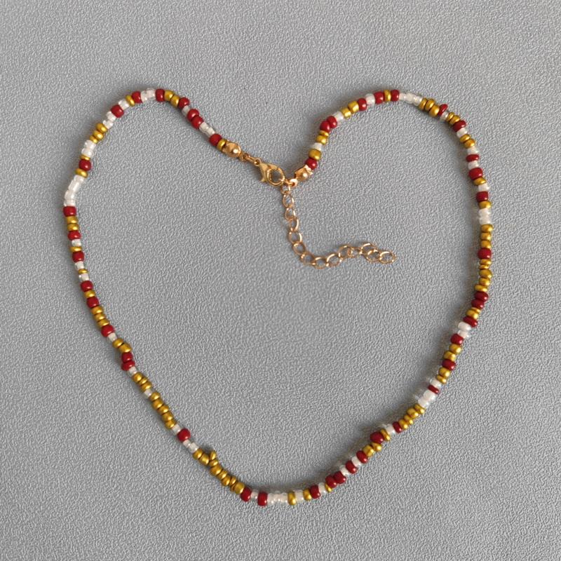 Fashion Colorful Rice Beads Necklace for Woman String Beaded Short Chic Clavicle Chain Necklace Girls Summer Jewelry Wholesale