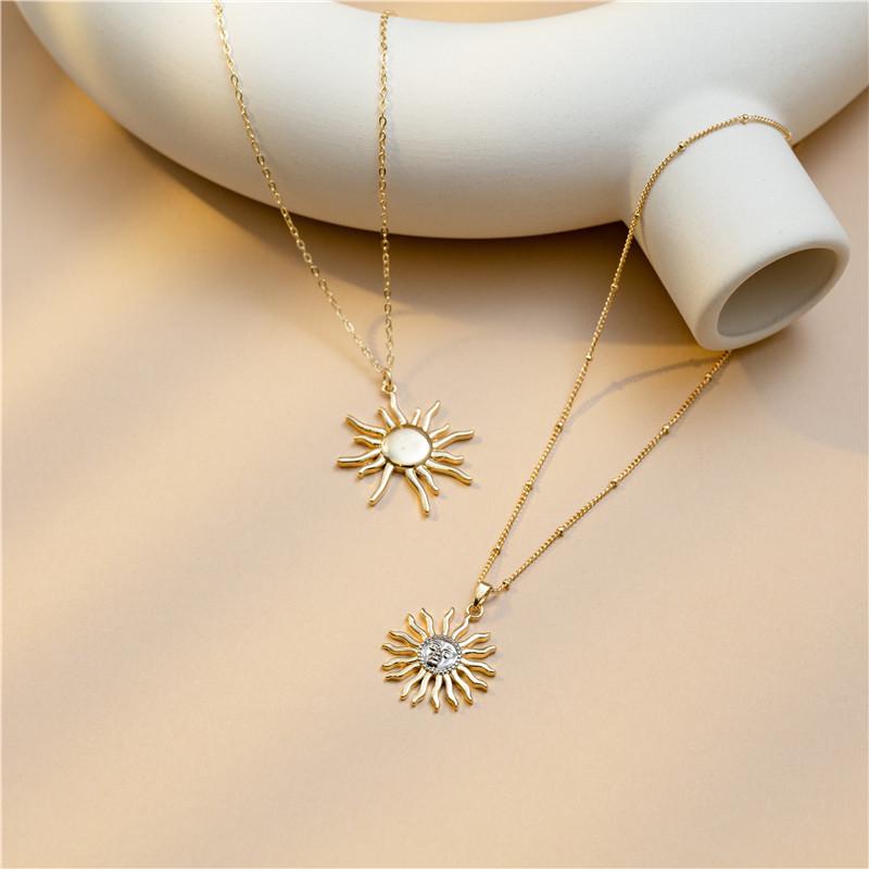 Colar Brilho Metálico Série Sol de Cobre - Corrente para Clavícula em Ouro 18k