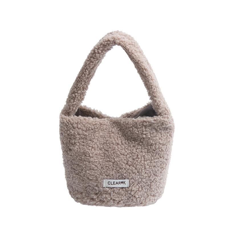 Plush Personality Trend Lamb Fluffy Autumn and Winter New Model Fluffy Crossbody Portable Bucket Bag Woman