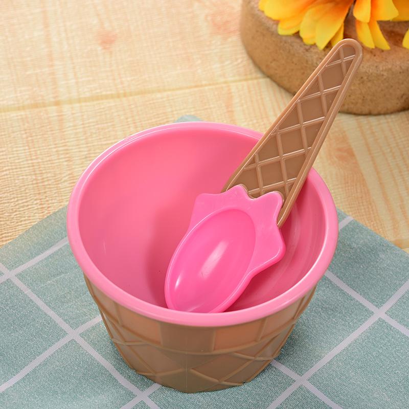 Candy Colored Ice Cream Shaped Plastic Bowl with Spoon Reusable Cartoon Egg Cone Children Fruit Dessert Bowl Kitchen Accessories