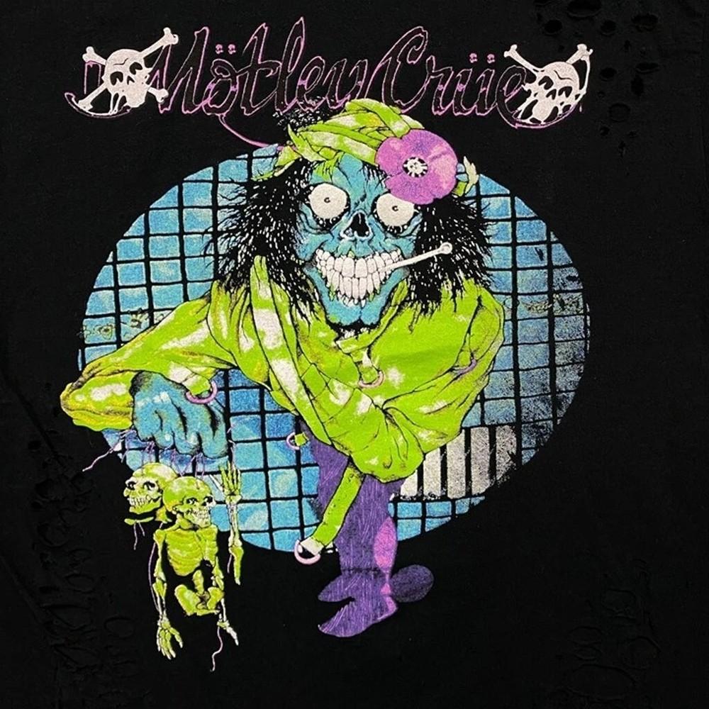 

90s Motley Crue band Retro style Black T shirt Size S5XL Basic Style Unisex T-Shirt S