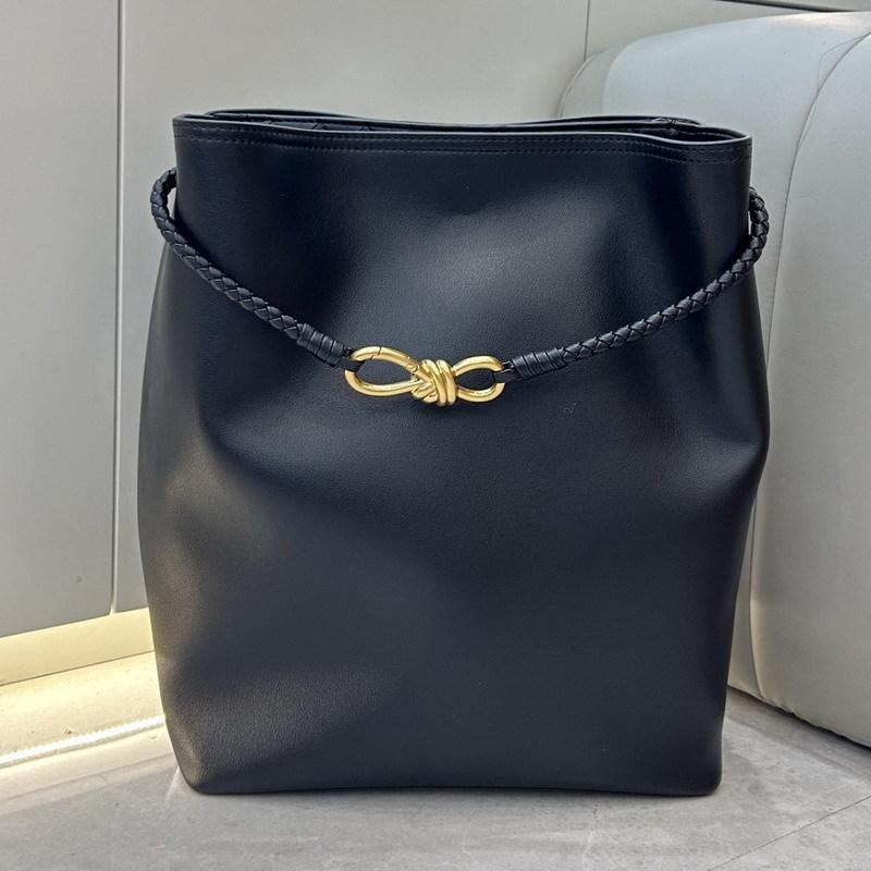 

New first-layer cowhide leather bucket bag vegetable basket bag tote bag shoulder portable messenger bag bag women 28cm*13cm*34cm