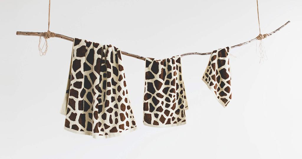 hug you bath animal giraffe print towel, print, (giraffe)