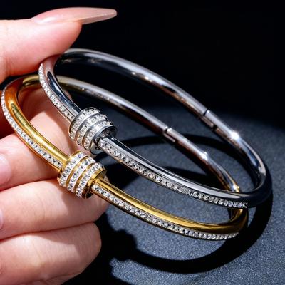 New Bracelet for Girls with Slim Waist, Light Luxury and Versatile Bracelets